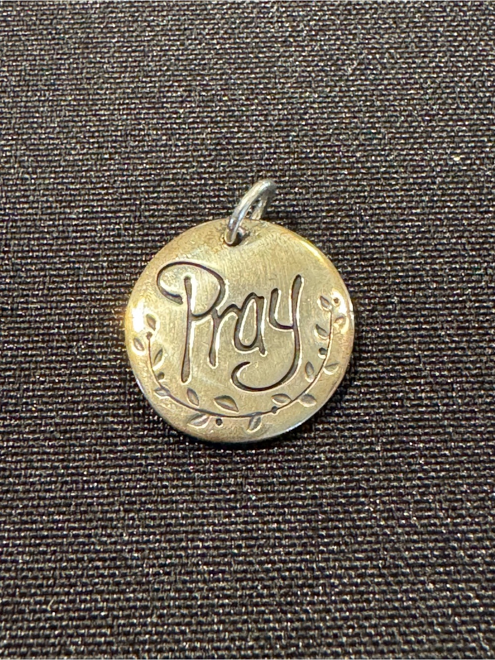 Retired James Avery Round 'Pray' Sterling Silver 925 Pendant Charm